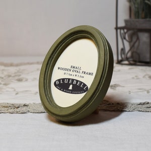 Olive Green Oval Handmade Wooden Photo Cross Stitch Embroidery Antique Style Frame 2&quot;x3&quot;, 2.5&quot;x3.5&quot;, 3&quot;x4&quot;, 3.5&quot;x5&quot;, 4&quot;x6&quot;, 5&quot;x7&quot; Inches
