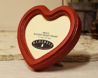 Classic Red Small Heart shaped Handmade Wooden Photo Frame Antique Vintage Style Picture Frame