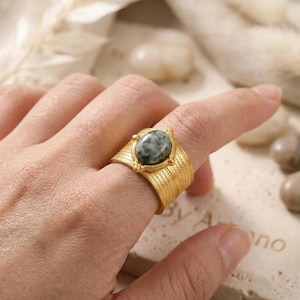 Bohemian 18k Gold Plated Shell Ring | Tarnish-Free Waterproof Band