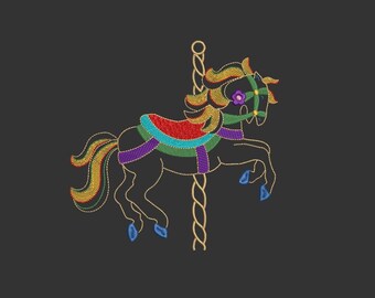 Könnte beinhalten: Ein bunt besticktes Karussellpferd mit einem goldenen Pfosten. Das Pferd hat einen rot, grün, blau und lila Sattel und eine gelbe Mähne und einen gelben Schweif.