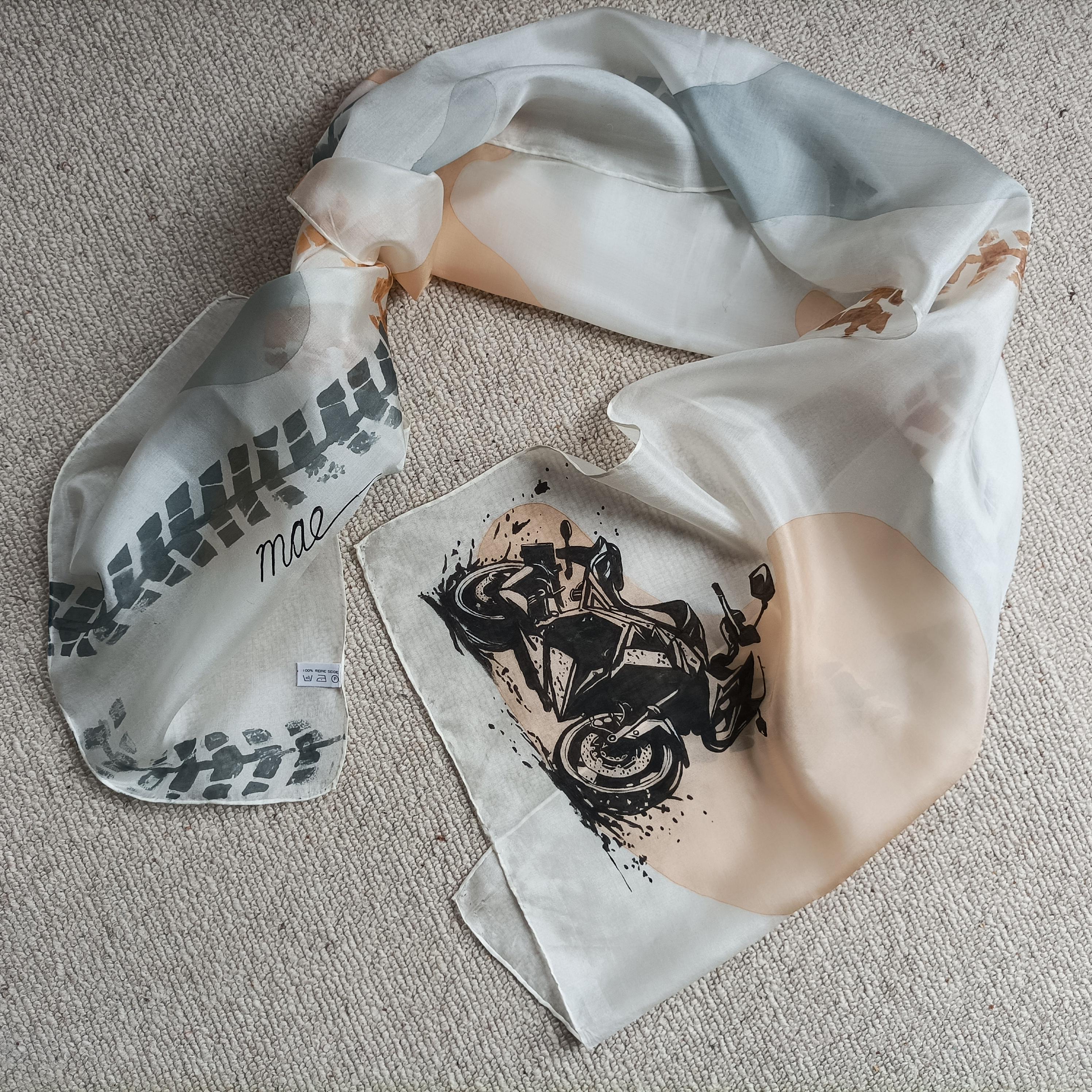 Foulard En Soie Vintage 35x140 Cm - Écharpe Rectangulaire Marron Clair Et Bleu, Très Bon état