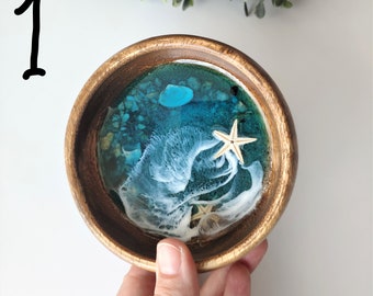 Resin Jewellery Dish- Personalised Ring Dish- Gift for Daughter- Decor for Bedroom- Ocean Resin Art- Gift for Newlyweds- Resin Home Decor