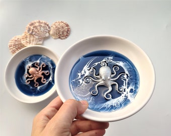 Beach Themed Epoxy Resin Ceramic Ring Dish Octopus Gift for Best Friend- Minimalist Ocean Wave Hawaii Home Decor Resin Art Gift For Daughter