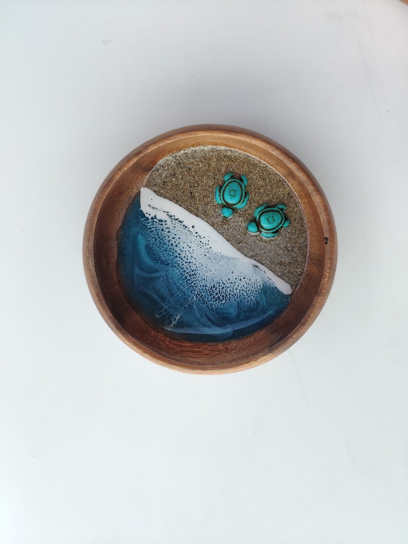 Baby Sea Turtle on Beach Wooden Handmade Ring Dish with Real Sand Ocean Themed Hawaii Jewelry Dish Sea Turtle Gift Unique Gift Jewellery image 7