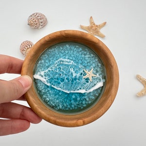 Ocean Ring Dish Coastal Decor- Personalized Engagement Gift Trinket Dish- Unique Handmade Gift- Beach Epoxy Resin Wedding Gift