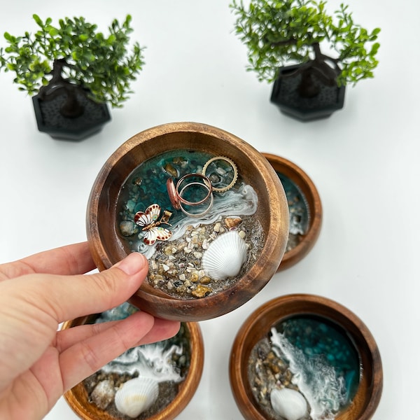 Ocean Resin Ring Dish: Personalized Wood Jewelry Holder, Valentines Day Gift