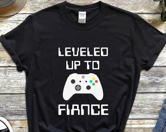 Leveled Up To Verlobte T-Shirt, Geschenk für Verlobte, Verlobungsgeschenk für Ihn, Geschenkideen für Verlobten, Verlobungsgeschenk für Verlobten, für Verlobten T Shirt