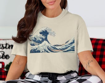 Comfort Colors The Great Wave off Kanagawa T-Shirt, Vintage Japanese Art Design, Katsushika Hokusai Wave T Shirt, Ocean Graphic Streetwear