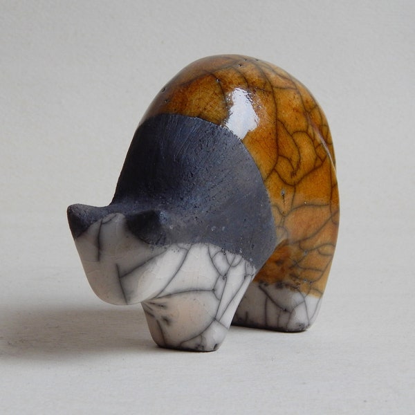 Ceramiczna rzeźba kota, rzeźba, raku, figurka, zwierzęta, prezent urodzinowy, sztuka, glina, ceramika, rękodzieło, natura