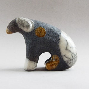 Keramisch figuur Hond, Raku keramiek, beeldje, kerstdecor, kerstcadeau, Terriër, huisdieren, kunst, verjaardagscadeau, minimalisme, puppy afbeelding 4