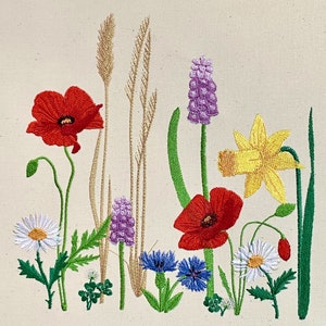 格安SALEスタート！ 12 Spring Flower Embroidery Designs. Includes Daffodil ジャケット・アウター