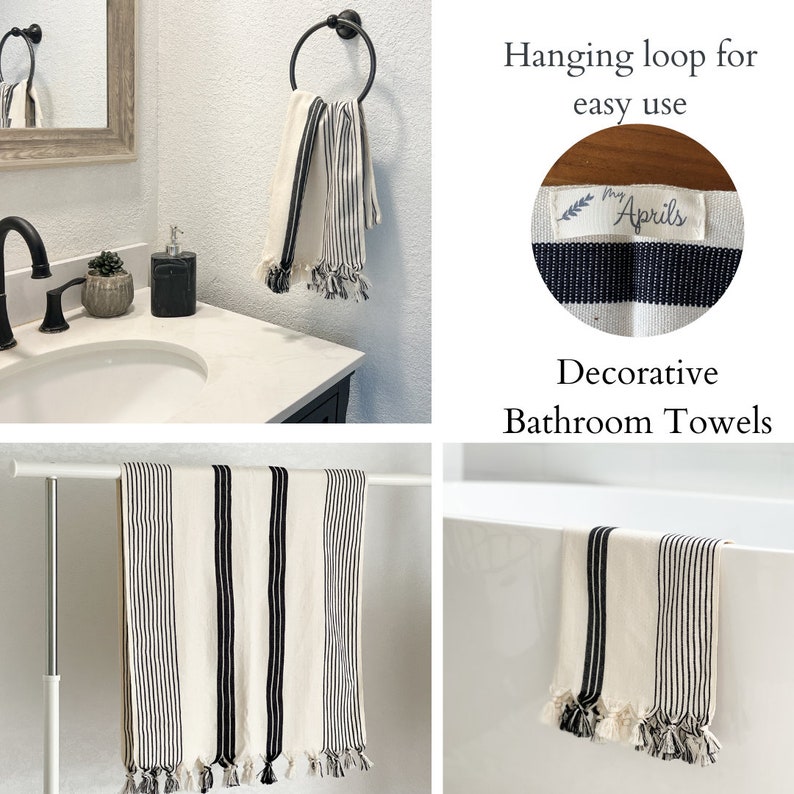 Puede incluir: Toallas de ba&ntilde;o blancas y negras a rayas con flecos. Las toallas tienen un lazo para colgar para facilitar su uso. Las toallas est&aacute;n etiquetadas con "My Aprils". Toallas de ba&ntilde;o decorativas.