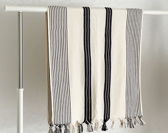 Linnen badhanddoek Turks katoen: neutraalbeige met zwarte strepen