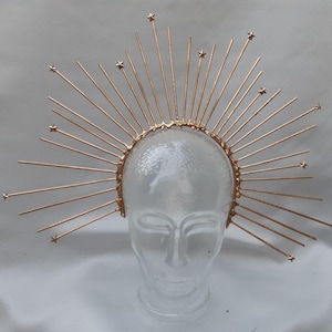 Liberty: Handcrafted halo in gold