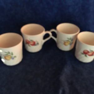 Vintage Coffee Cups Corning Ware