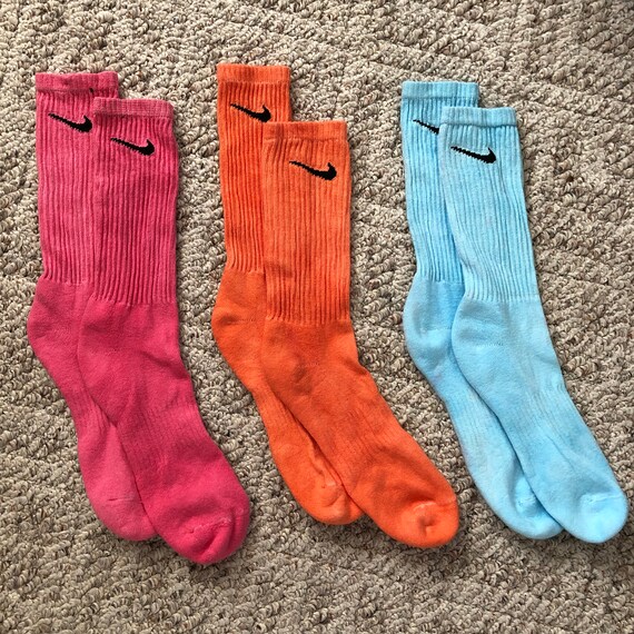 plain nike socks