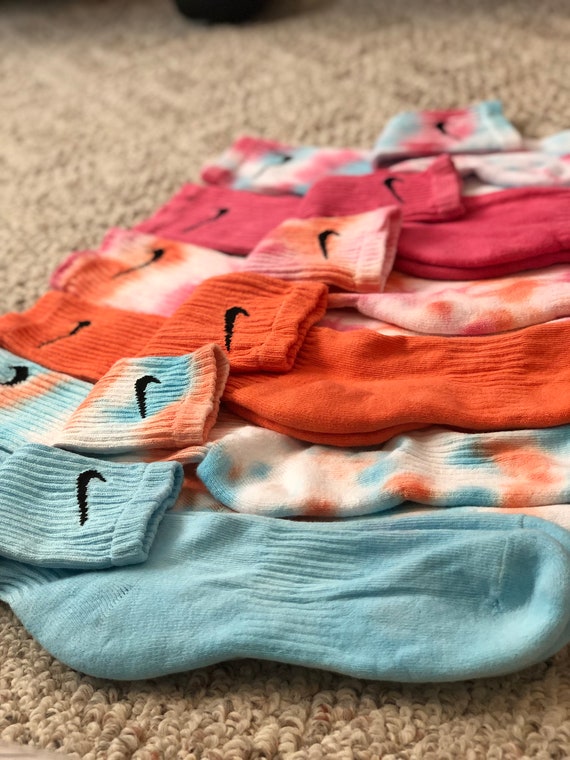 plain black nike socks