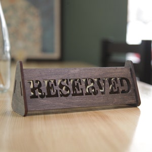 Minimal Rustic Reserved Table Sign, Wooden Restaurant Decor, Wood Reserved Sign, Reserved Tags for Weddings
