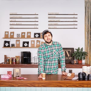 Quadro de letras de madeira, quadro de letras, quadro de cartas de café, menu de cafeteria, quadro de lista de preços, trilhos de papel timbrado, menu de preços comerciais