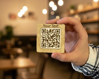 Letrero de madera con código QR: placa comercial con logotipo personalizado para menú o Wi-Fi, pantalla QR para pagar, letrero de mesa hecho a mano para restaurante o cafetería.