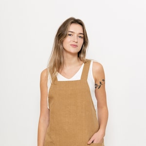 Pinafore linen apron, Cross back apron for her, Gift for her him friend chef, Japanese linen apron with pockets image 1