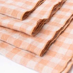 Linen Napkins in Gingham. Reusable napkins. Table decorations. 画像 5