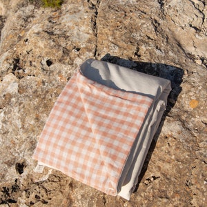 Picnic Linen Blanket in Gingham. Double side blanket with filling for extra softness. Beach Blanket. image 3