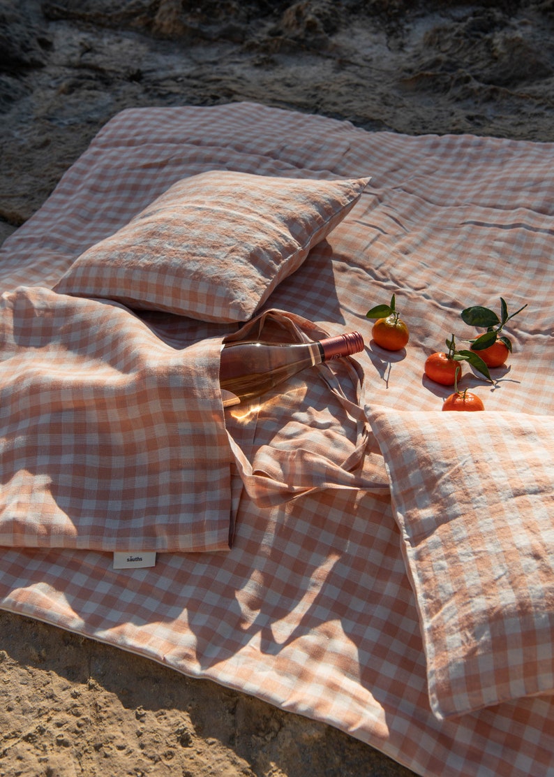 Picnic Linen Blanket in Gingham. Double side blanket with filling for extra softness. Beach Blanket. image 1
