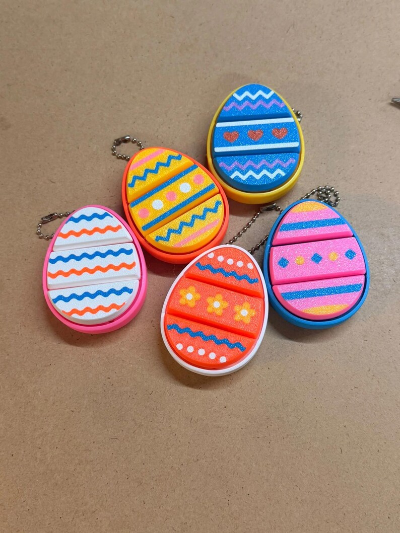 Easter Egg Fidget Keyring Set - Vibrant 3D-Printed Clickers for Tactile Feedback & Stress Relief - Ideal Easter Gift image 1