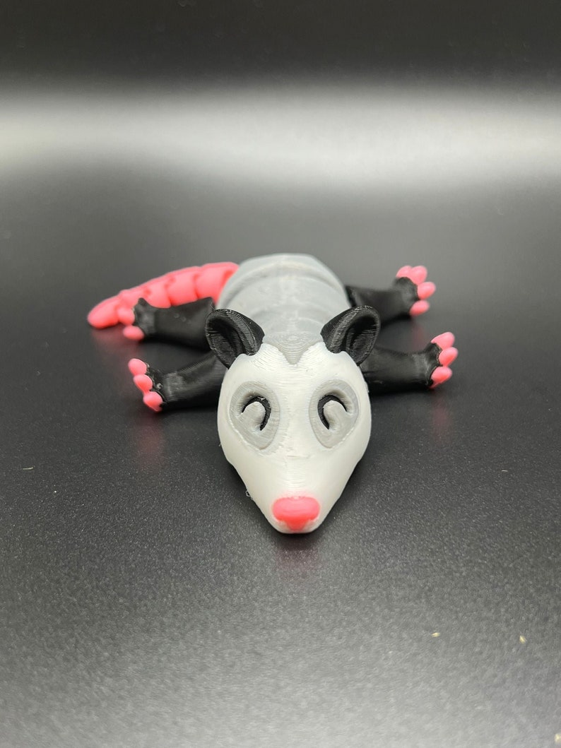 3DPrinted Opossum Figurine - Collectible Display Piece, Stress Relief, Personalized Gift, Articulated Flexi - Various Colors - McGybeer Realistic