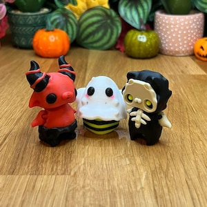 ハロウィーン ミニ セット - コレクション用ディスプレイ ピース、ストレス解消、パーソナライズされたギフト、関節式フレキシ - グリーンのレイヤー 画像 1