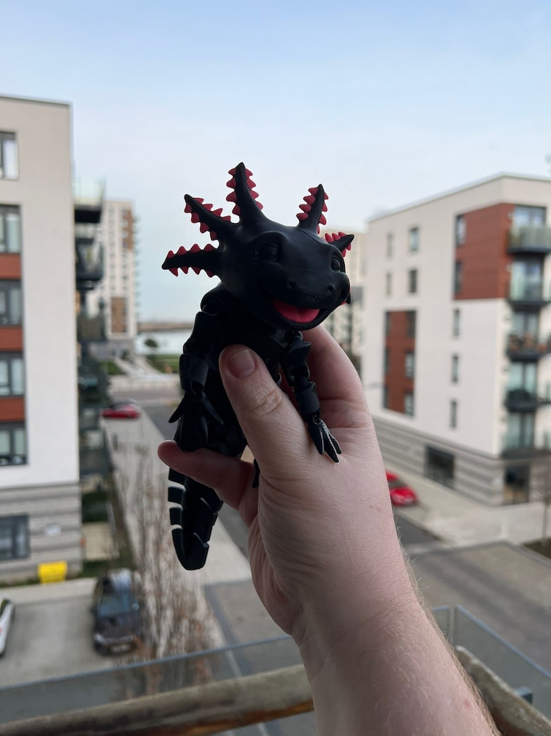 Articulated Smiling Axolotl | Sensory Stress Fidget | As Seen On TikTok | Flexible Multi Coloured Axolotl Cute Gift | 3DPrinted Wild