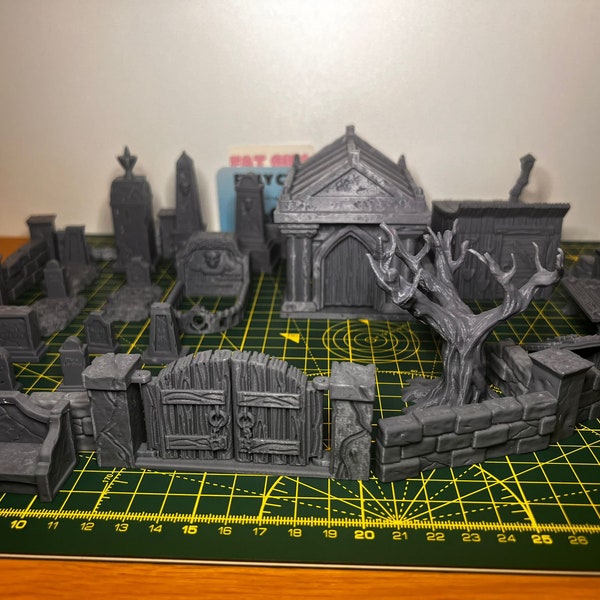 Mausoleum Graveyard Scene - Scenic DnD Terrain - Halloween Decoration