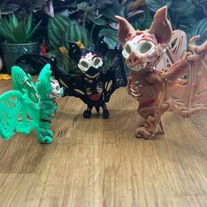 Zombat - Collectible Display Piece, Stress Relief, Personalized Gift, Articulated Flexi - Various Colors - Mat Mire Makes image 2