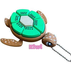 Fruit Turtle Clicker Keychain - Keyrings, Sensory, ADHD, Autism, Anxiety, Stress Relief Kiwi