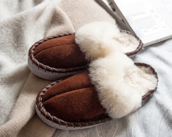 Handmade Brown Shearling Mules – Unisex Sheepskin Slippers