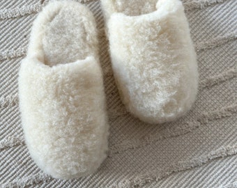 Real Woolen Slippers - Genuine Wool! Real Natural Wool - White! Christmas Gift, free gift wrapping! Super fluffy slippers, handmade