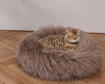 Greige Sheepskin Pet Bed, Round Cat or Dog Bed, Natural Wool