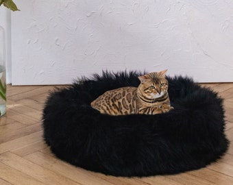 Black Round Luxurious Natural Sheepskin Pet bed! Sheepskin dog bed, cat bed, minimalistic! Cat house, pet furniture! Choose your size