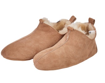 Real Shearling Sheepskin Slippers - Man or Woman! Unisex. Real Natural Sheepskin - Beige! Christmas Gift, free gift wrapping!
