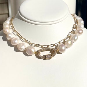Carabiner Pearl Necklace, Gold Lock Necklace, Gold Chunky Pearl Necklace, Statement Necklace, Natural Pearl Necklace, Irregular Shape Choker