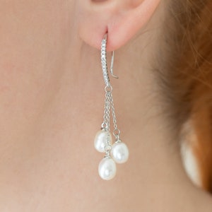 White Pearl Drop Earrings, Chain Earrings,Freshwater Pearl Long Drop Earrings for woman,Perfect for Everyday, Birthday and Wedding