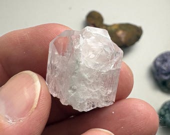 Natürliche Danburit Spitze Rohstein