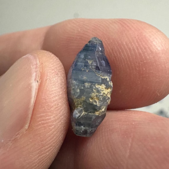 Natural Blue Sapphire Crystal 5.94 ct