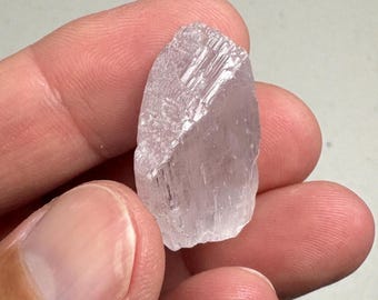Natural raw Triphane Crystal 10.2 grams