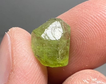 Natural Peridot Crystal