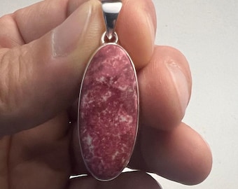 Ciondolo in argento sterling 925 con tulite rosa