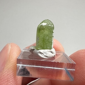 Natural Peridot Crystal