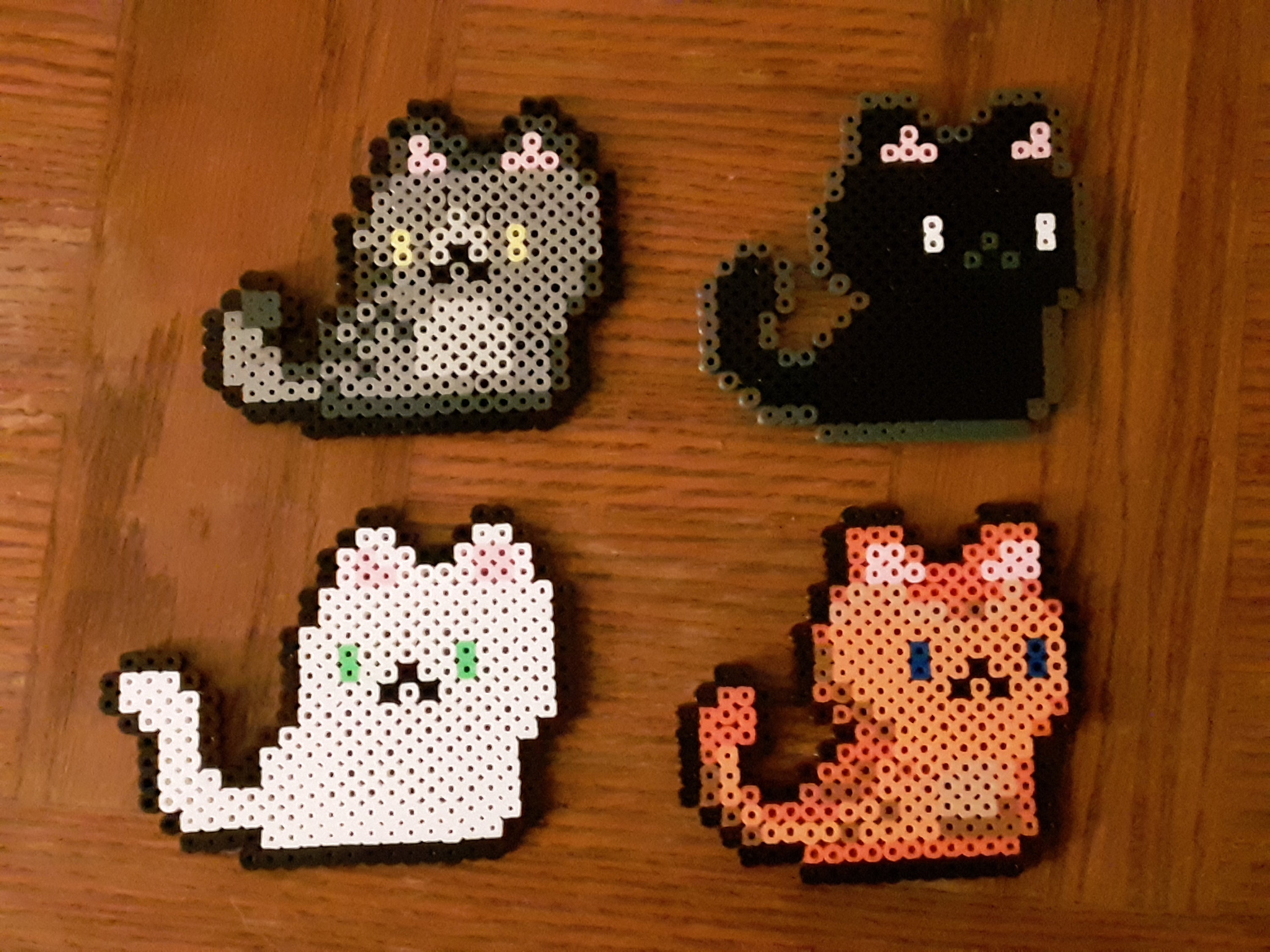 Cat Perler Beads, Easy Perler Bead Cat Patterns, EASY CAT PERLER BEADS -  so cute! 🐱 Instructions >>  By One Little Project