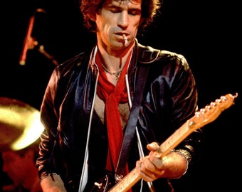 Rolling Stones: Keith Richards 24x36 inch rolled wall poster